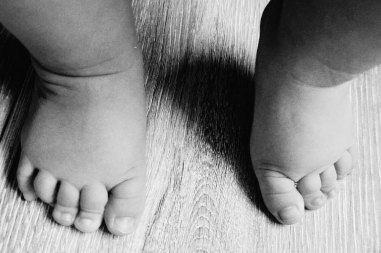 Krultenen Curly toes
